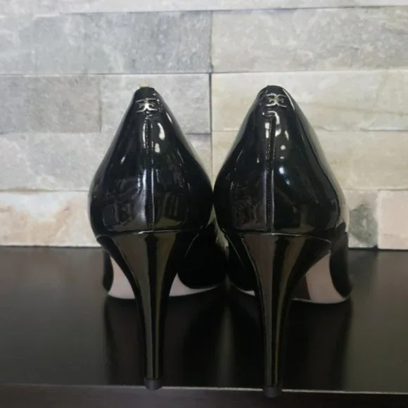 Sugar Tessa Ankle Bootie - Picture 5 of 7